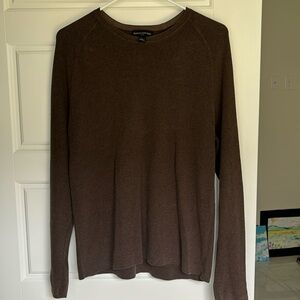 Banana Republic long-sleeved sweater (vintage).